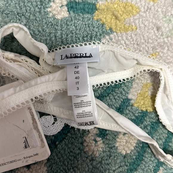 La Perla white lace thong - Picture 4 of 6